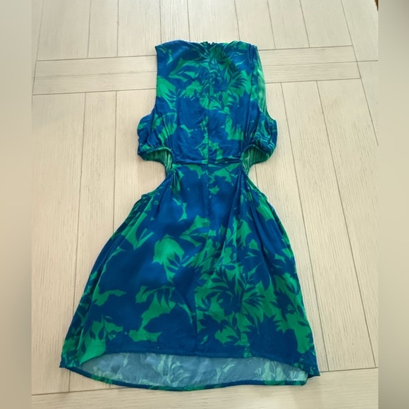 Blue and Green Floral Mini Dress with Cutouts Size Large - Picture 4 of 4